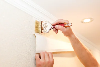 Pose de papier peint à Loutehel — revêtements muraux et toiles de verre